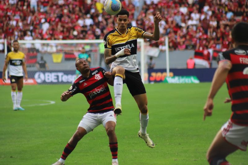 Imagem da noticia Com desfalques, Flamengo pega o Criciúma no Brasileirão