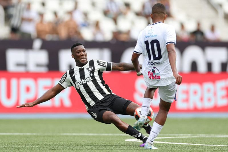 Imagem da noticia Com um a mais desde o 1º tempo, Botafogo perde para o Maricá na estreia da Taça Guanabara