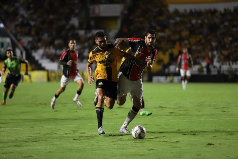 Imagem da noticia Criciúma é eliminado nos pênaltis pelo Joinville e está fora do Catarinense