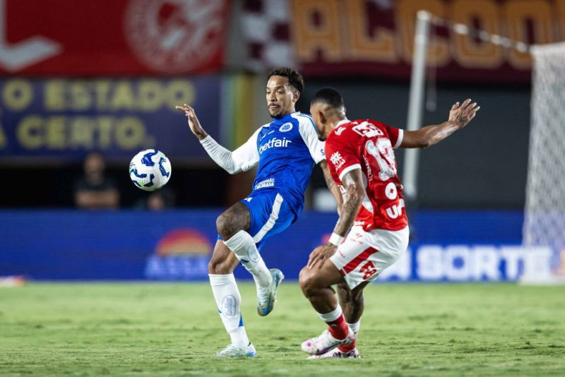 Imagem da noticia Cruzeiro goleia Vila Nova e avança às oitavas da Copa do Brasil