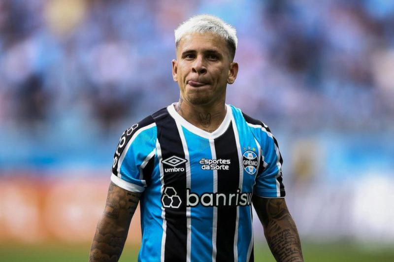 Imagem da noticia Cruzeiro mira Soteldo para 2025 após período no Grêmio