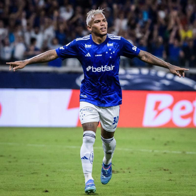 Imagem da noticia Cruzeiro volta a vencer no Campeonato Brasileiro e sobe na tabela