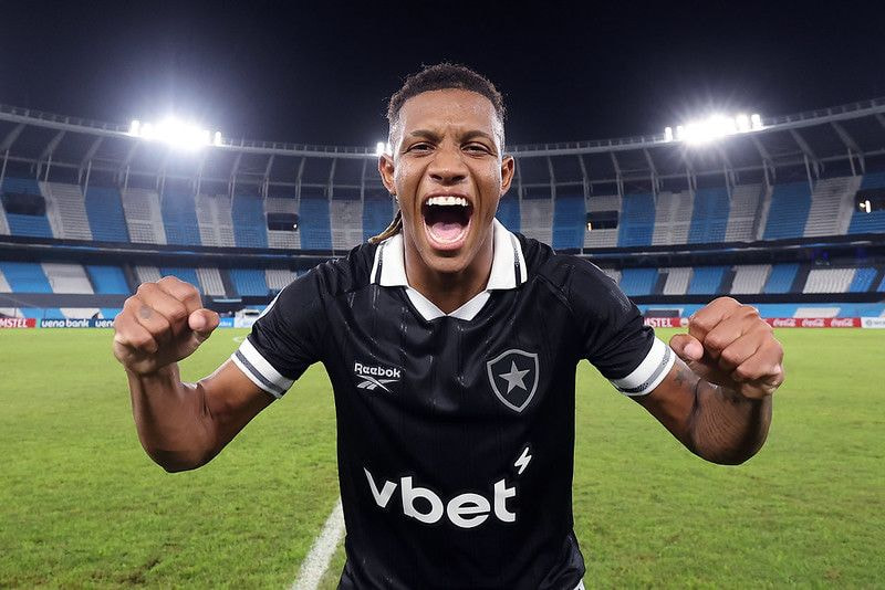 Imagem da noticia Danilo, do Botafogo, vive temporada com mais gols na carreira