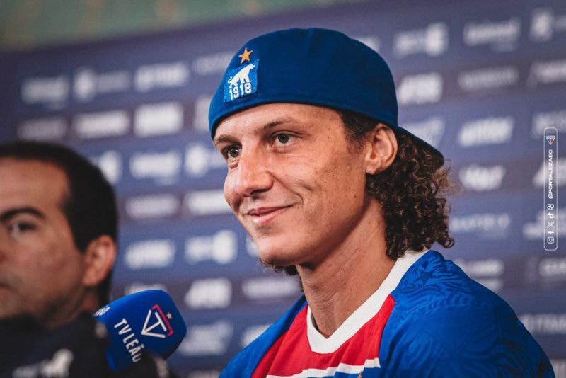 Imagem da noticia David Luiz é apresentado no Fortaleza: ”Estou onde quero estar”