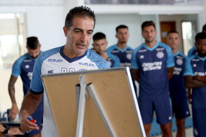 Imagem da noticia Renato Paiva é o novo técnico do Botafogo