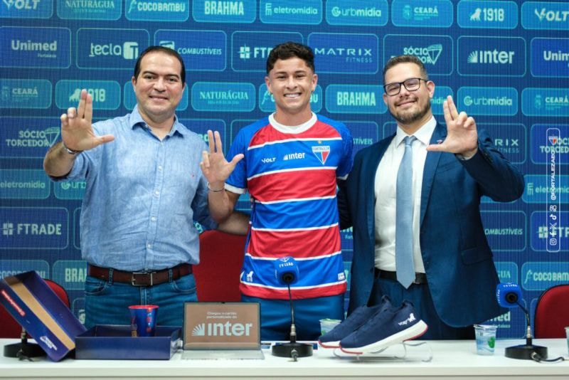 Imagem da noticia Diogo Barbosa é apresentado oficialmente no Fortaleza