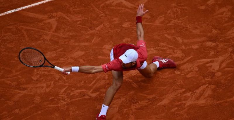 Imagem da noticia Djokovic bate recorde indigesto em Roland Garros