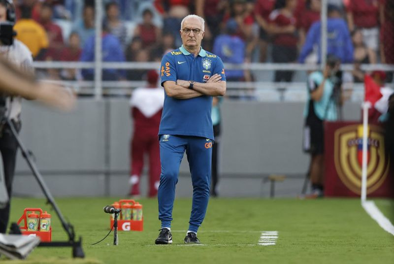 Imagem da noticia Dorival Júnior elogia poder de criação do Brasil em empate com a Venezuela