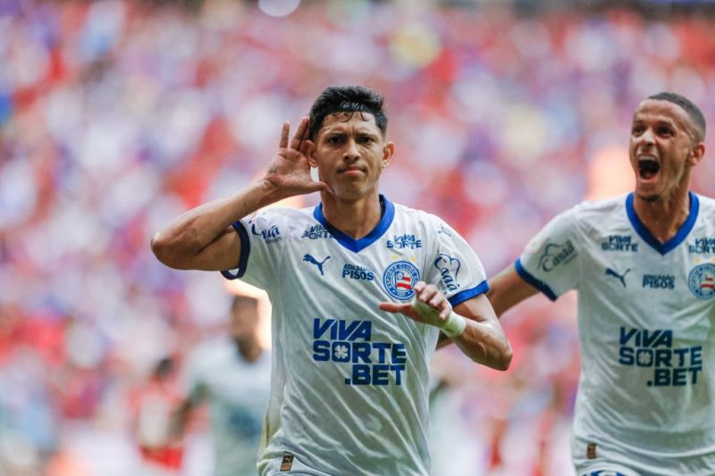 Imagem da noticia Bahia triunfa diante do Vitória e sobe na tabela do Brasileirão