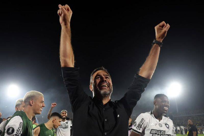 Imagem da noticia Em classificação inédita do Botafogo, Artur Jorge comenta: ‘Objetivo foi completamente atingido’