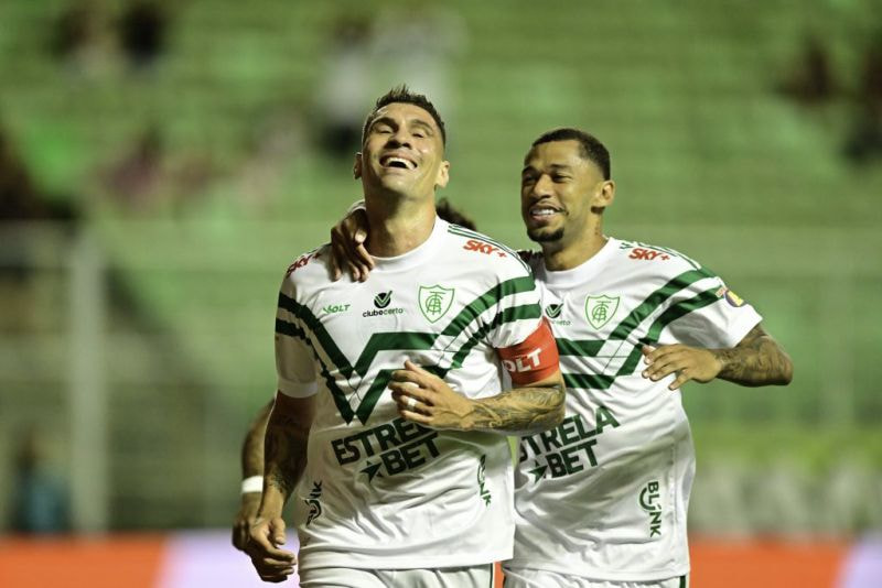 Imagem da noticia Em jogo de despedidas importantes, o América-MG vence o Brusque