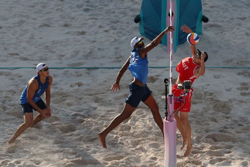 Imagem da noticia Evandro e Arthur estreiam em Paris com vitória sobre Austríacos no vôlei de praia