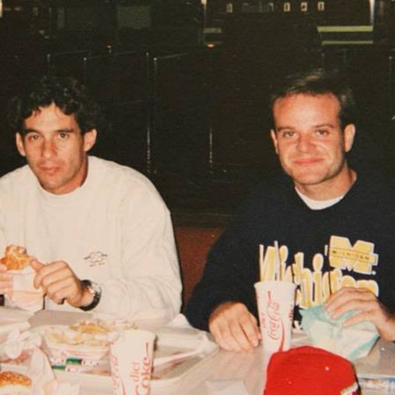 Imagem da noticia F1: Barrichello diz que é ele quem deveria guiar McLaren de Senna, não Hamilton