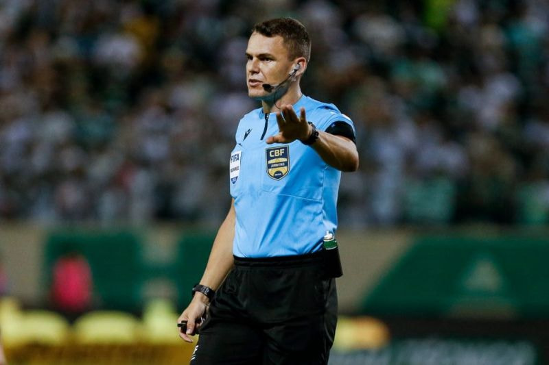 Imagem da noticia Federação define arbitragem da final do Pernambucano entre Sport e Retrô