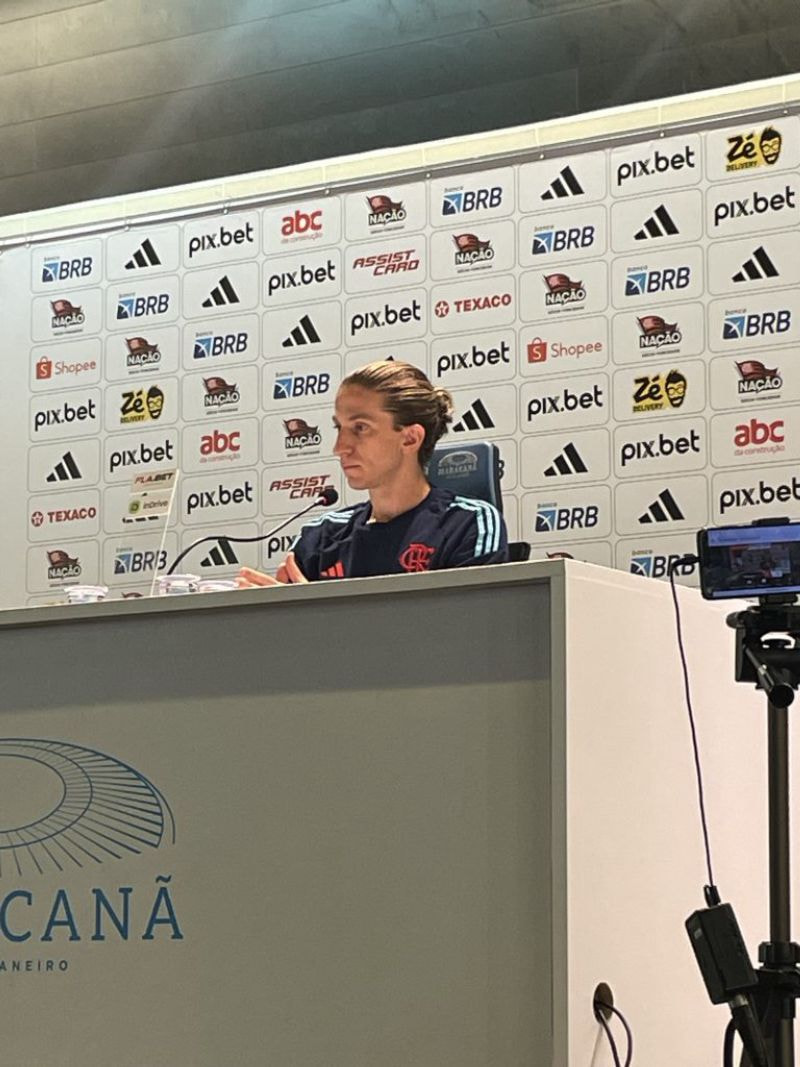 Imagem da noticia Filipe Luís exalta vitória do Flamengo e cita Jorge Jesus