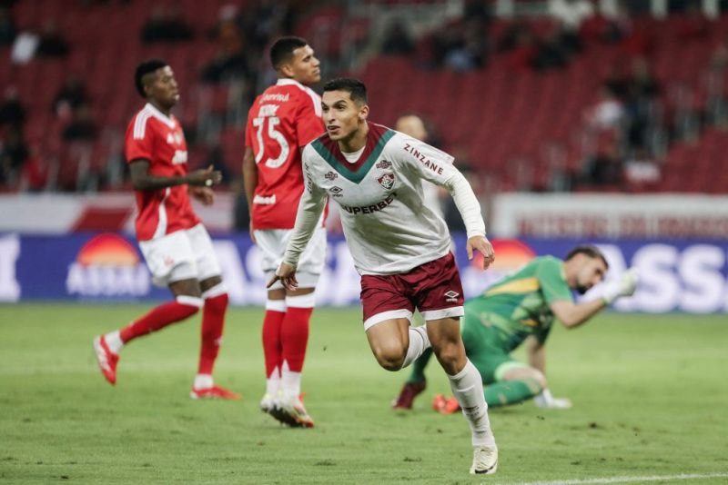 Imagem da noticia Fluminense derrota Internacional e cola no G4 do Brasileirão