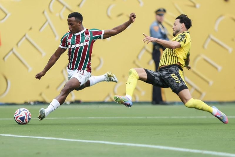 Imagem da noticia Fluminense domina o Borussia Dortmund, mas fica no empate no Mundial