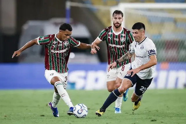 Fluminense volta a perder para argentinos no Maracanã após 41 anos Fluminense volta a perder para argentinos no Maracanã após 41 anos