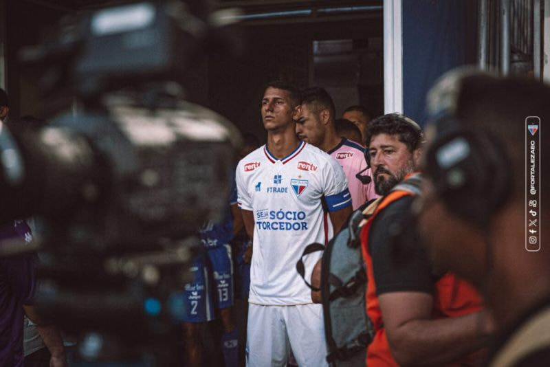 Imagem da noticia Fortaleza renova contrato com joia da base