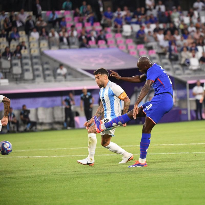 Imagem da noticia França elimina Argentina e é semifinalista do futebol masculino nas Olimpíadas