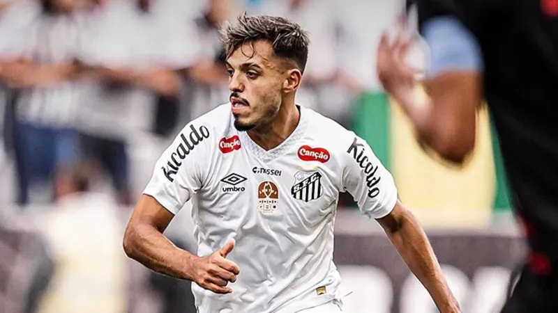 Imagem da noticia Gabriel Menino diz o que faltou para o Santos no empate em Itaquera
