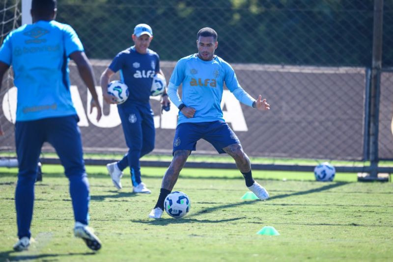 Imagem da noticia Grêmio luta por vitória contra o Santos no Brasileirão