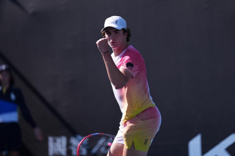 Imagem da noticia João Fonseca brilha e conquista vaga na chave principal do Australian Open