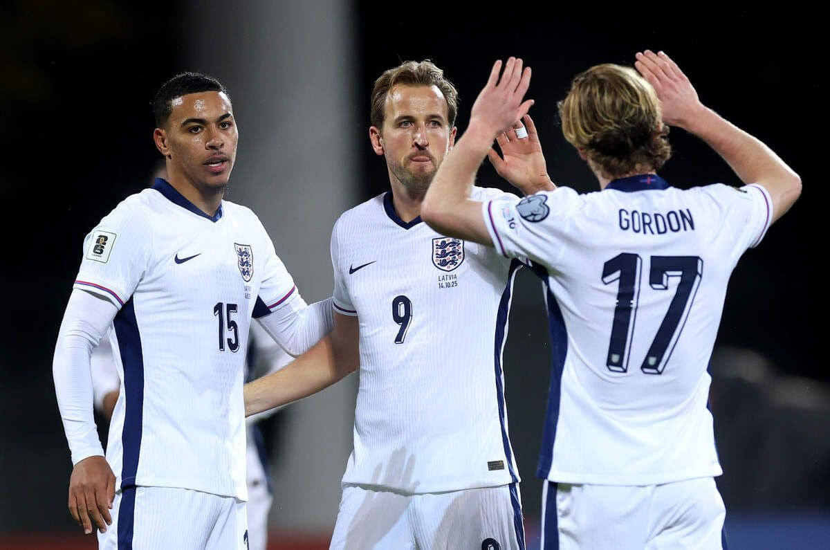 Imagem da noticia Kane faz dois, Inglaterra goleia a Letônia e se garante na Copa
