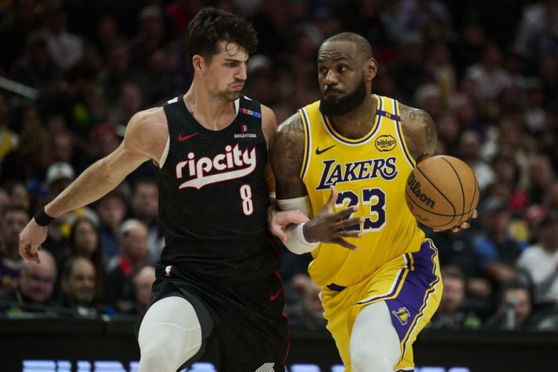 Imagem da noticia LeBron James tem noite mágica e comanda vitória do Lakers; os resultados da rodada