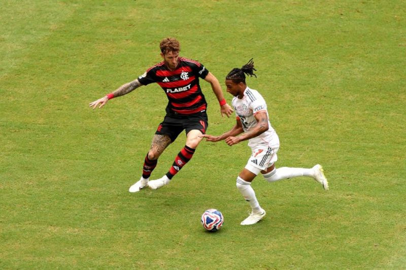 Imagem da noticia Léo Pereira lamenta eliminação para o Bayern: ”Mínimo detalhe faz a diferença”
