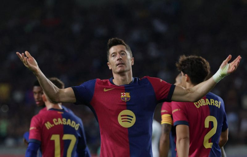 Imagem da noticia Lewandowski marca novamente, Barcelona derrota o Getafe e mantém 100% na La Liga