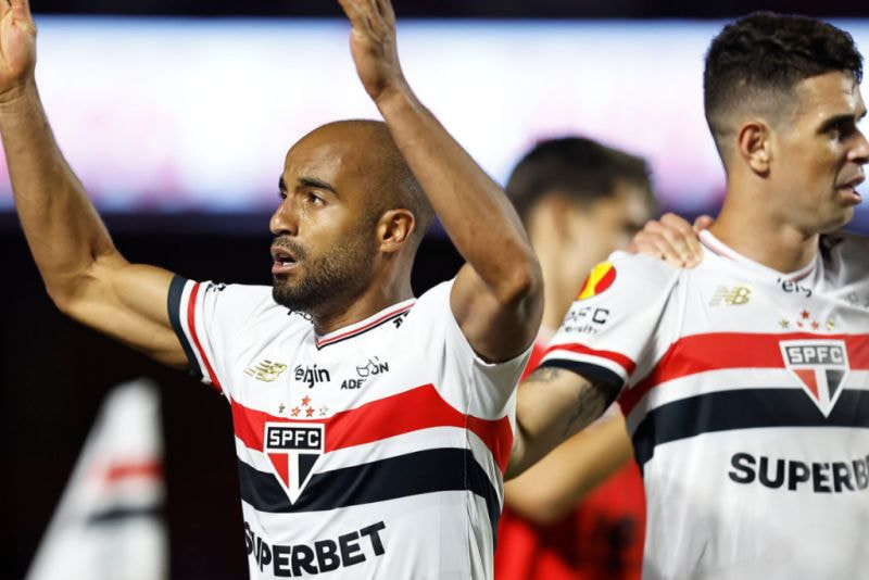 Imagem da noticia Lucas celebra classificação do São Paulo, mas pede cautela: “Sem margem para erro”