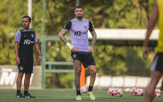 Lyanco é julgado pelo STJD e escapa de punição pesada Lyanco é julgado pelo STJD e escapa de punição pesada