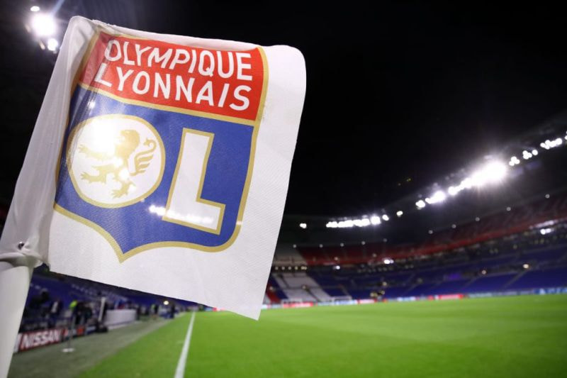 Imagem da noticia Clube de John Textor sofre transfer ban e pode ser rebaixado ao final da temporada