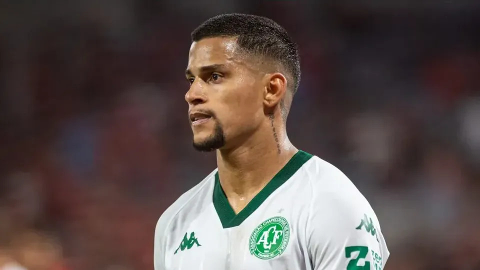 Imagem da noticia São Paulo acerta contratação de lateral-direito Mailton