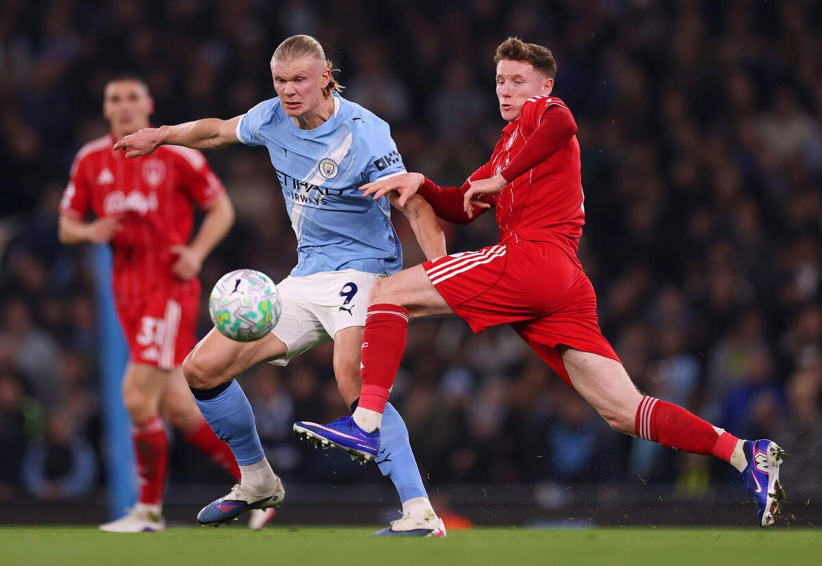 Imagem da noticia City empata com Nottingham Forest e vê Arsenal abrir vantagem na liderança