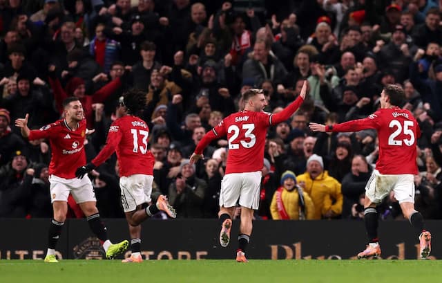 Manchester United vence o Newcastle na abertura da rodada da Premier League Manchester United vence o Newcastle na abertura da rodada da Premier League