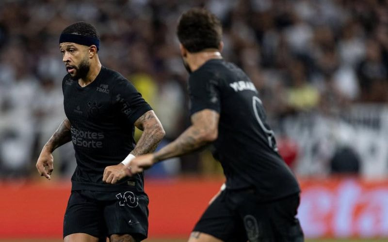 Imagem da noticia Memphis e Yuri Alberto garantem vitória do Corinthians contra o Vasco no Brasileirão