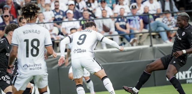 Torcedor morre em jogo da segunda divisão espanhola Torcedor morre em jogo da segunda divisão espanhola