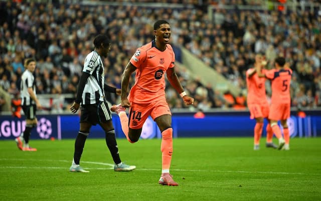 Rashford decide e Barcelona vence o Newcastle na Champions