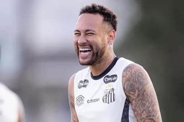 Com Neymar, Santos inicia preparação para enfrentar o Mirassol pelo Brasileirão Com Neymar, Santos inicia preparação para enfrentar o Mirassol pelo Brasileirão