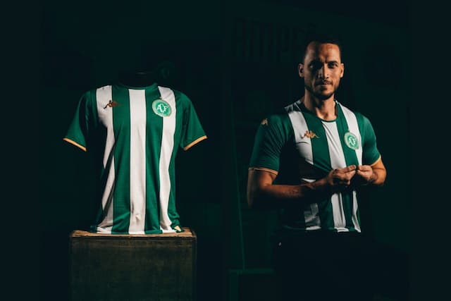 Chapecoense lança uniforme em homenagem ao Atlético Nacional Chapecoense lança uniforme em homenagem ao Atlético Nacional