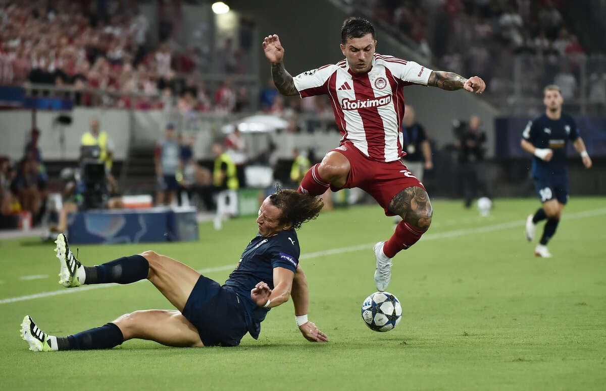 Imagem da noticia David Luiz estreia na Champions pelo Pafos e deixa o campo lesionado