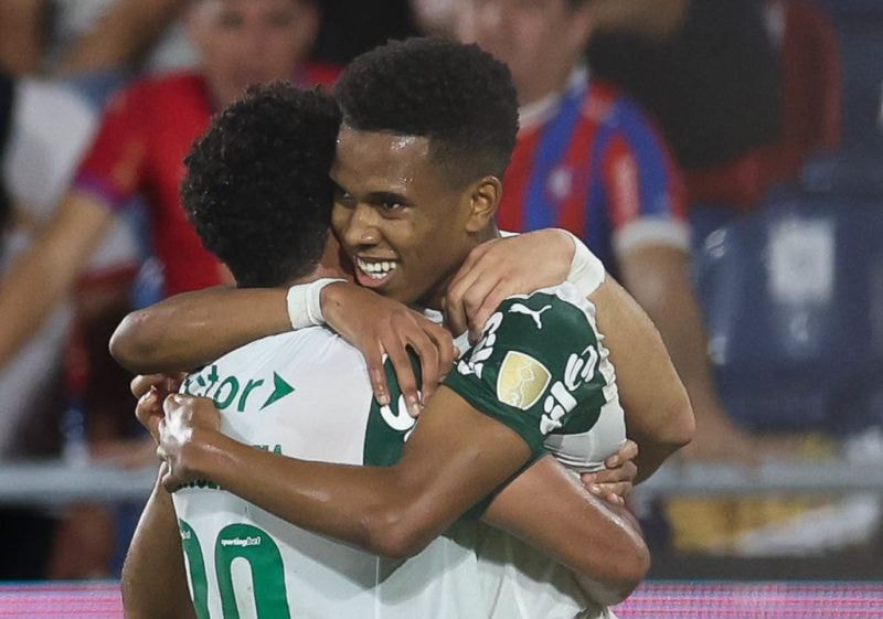 Imagem da noticia Palmeiras vence Cerro Porteño e se classifica ao mata-mata da Libertadores