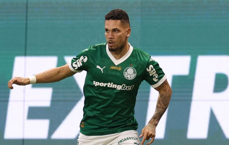 Imagem da noticia Paulinho marca pela primeira vez pelo Palmeiras e agradece: "Conquistar mais coisas"