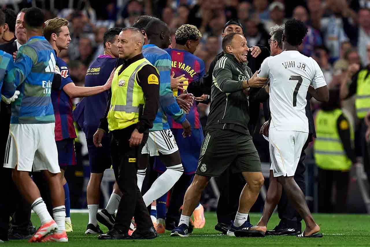 Imagem da noticia Vini Jr minimiza discussão com Yamal: "Clássico é assim"