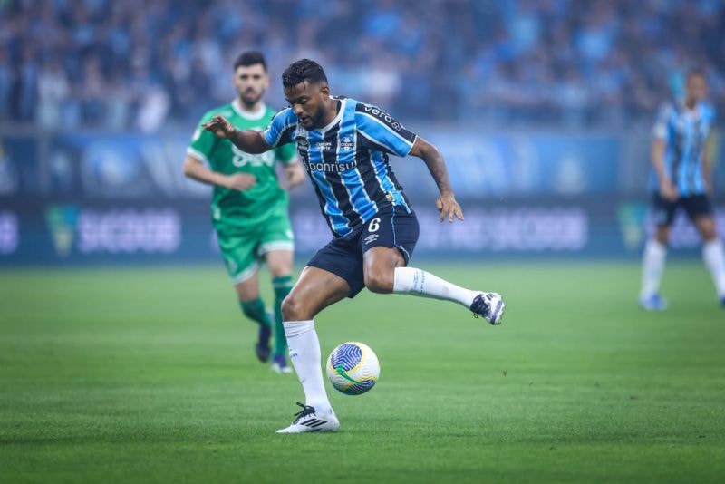 Imagem da noticia Reinaldo se despede do Grêmio: "Deixo o clube pela porta da frente"
