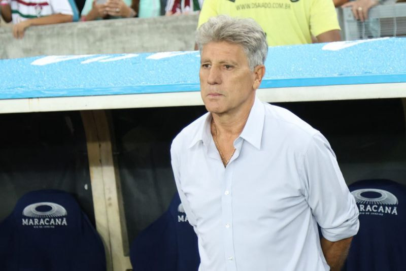 Imagem da noticia Renato critica VAR em empate do Fluminense: “CBF entrega uma Ferrari para o Stevie Wonder”
