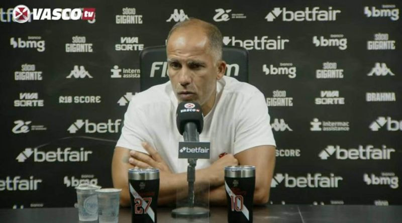 Imagem da noticia Treinador interino do Vasco lamenta derrota para o Palmeiras: "Resultado foi injusto"