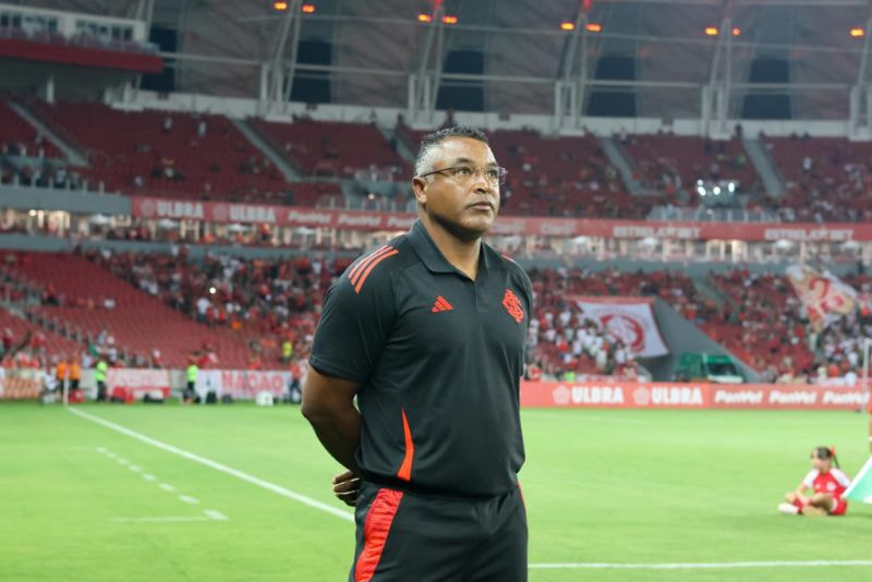 Imagem da noticia Roger afirma que a fórmula do Gauchão exige que o Inter escale jogadores titulares: “É tiro curto”